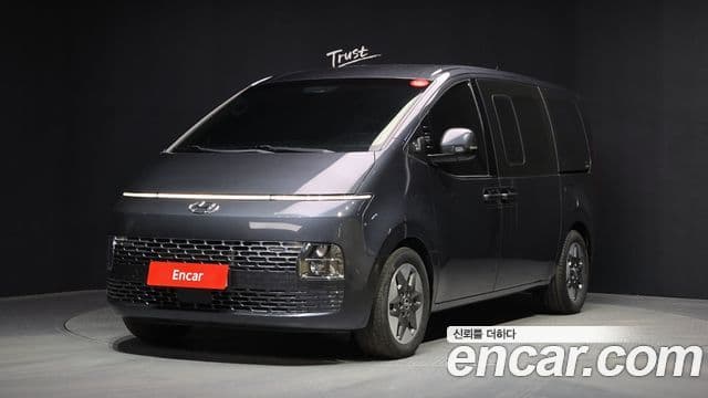 Hyundai Staria Modern, 2022 1