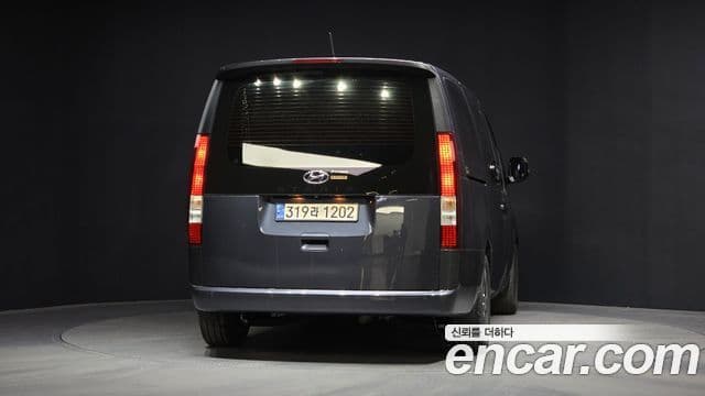 Hyundai Staria Modern, 2022 4