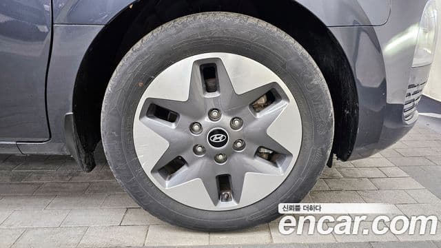 Hyundai Staria Modern, 2022 все фото