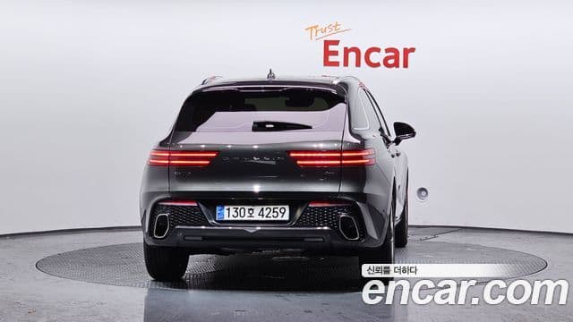 Genesis GV70, 2024 4