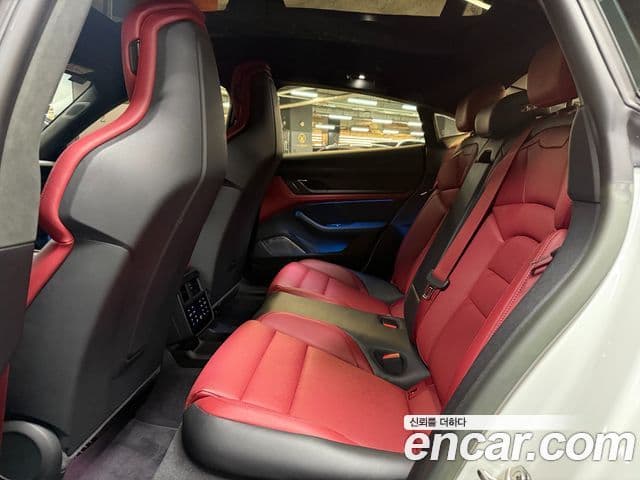 Porsche 타이칸 GTS, 2023 9