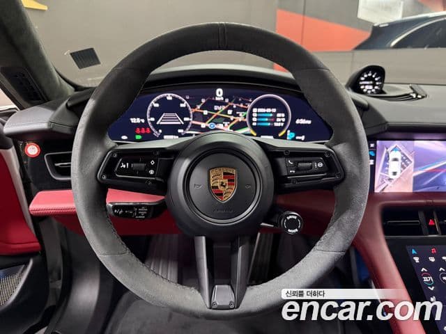 Porsche 타이칸 GTS, 2023 11