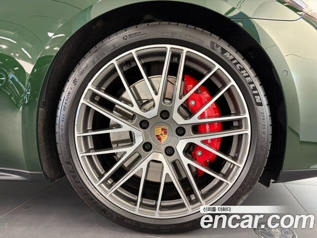 Porsche Panamera (976) 4.0 GTS, 2025 все фото