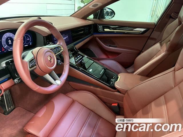 Porsche Panamera (976) 4.0 GTS, 2025 9