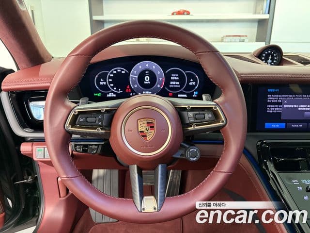 Porsche Panamera (976) 4.0 GTS, 2025 11