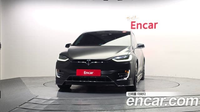 Tesla модель X, 2019 3