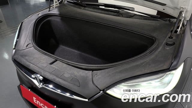 Tesla модель X, 2019 6