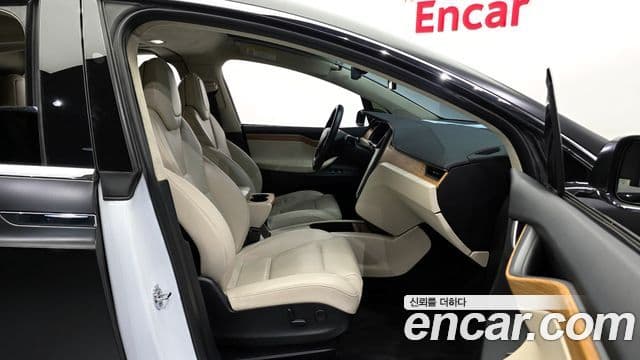 Tesla модель X, 2019 10