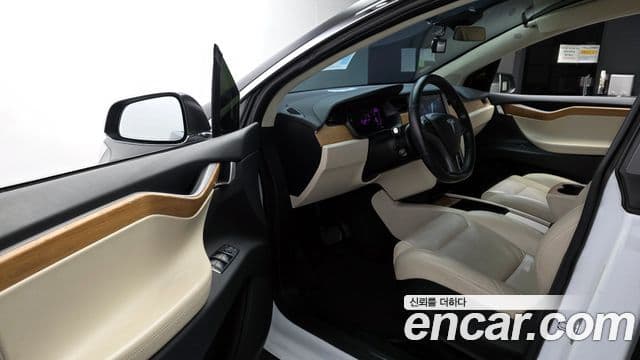 Tesla модель X, 2019 11