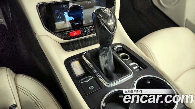 Maserati 그란카브리오 4.7 Sport, 2012 9