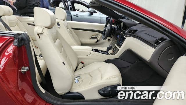 Maserati 그란카브리오 4.7 Sport, 2012 11