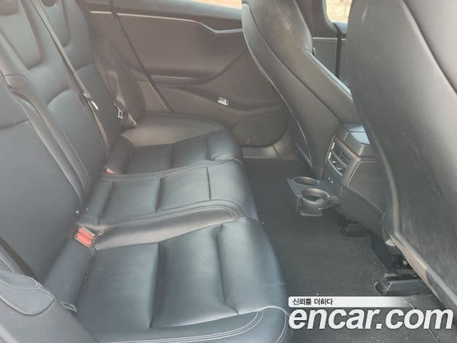 Tesla модель S Long Range, 2020 11