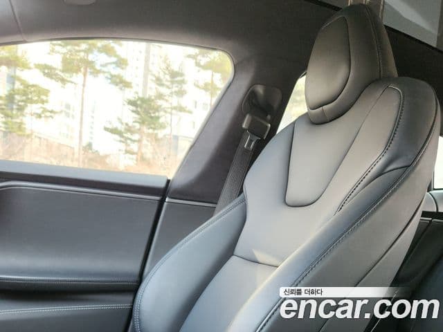 Tesla модель S Long Range, 2020 13