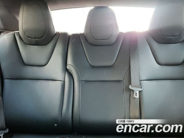 Tesla модель S Long Range, 2020 17