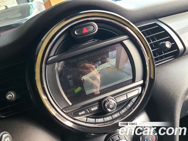 Mini Cooper 3세대, 2019 17