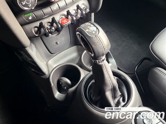 Mini Cooper 3세대, 2019 19