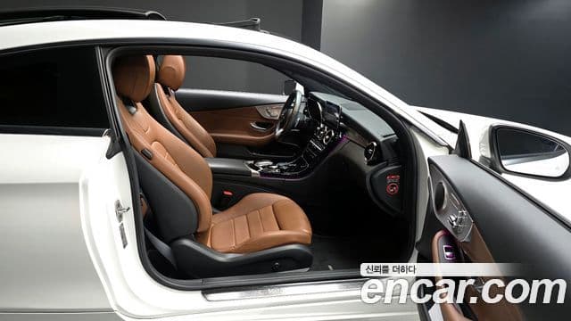 Mercedes-Benz C-класс W205 C200 купе, 2020 10