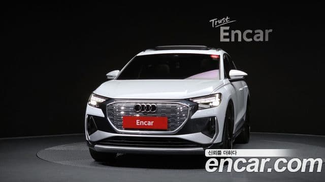 Audi Q4 e-Tron (F4) Premium, 2022 3