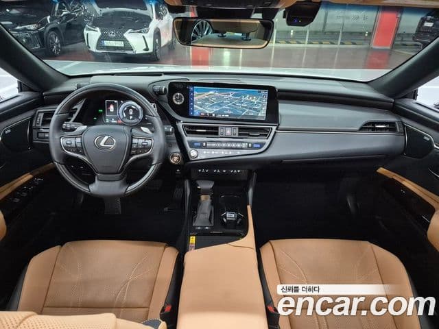 Lexus ES300h 7세대 Executive, 2026 16