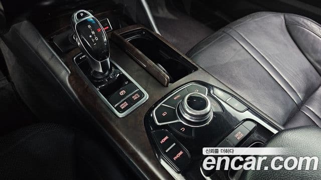 Kia K9 Special, 2013 9