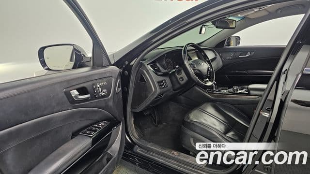 Kia K9 Special, 2013 10