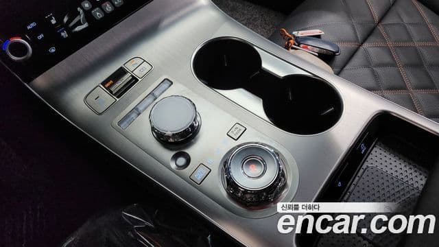 Genesis GV70, 2025 9