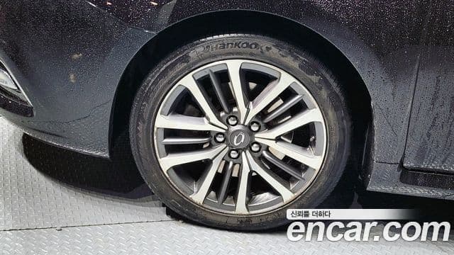 Renault Korea(Samsung) SM7 Nova LPLI 2.0 LPe для людей с инвалидностью, 2017 все фото