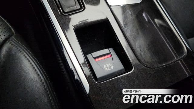 Renault Korea(Samsung) SM7 Nova LPLI 2.0 LPe для людей с инвалидностью, 2017 18