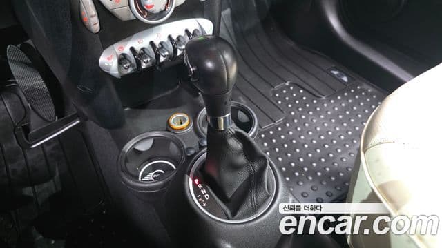 Mini Cooper SE, 2010 9