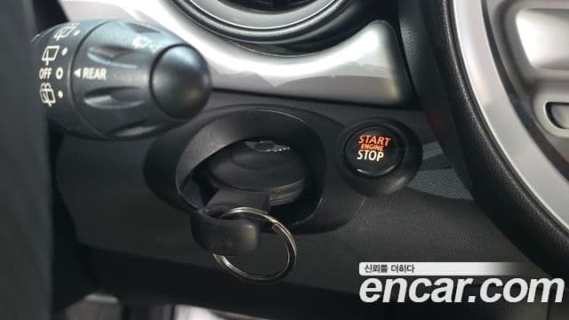 Mini Cooper SE, 2010 16