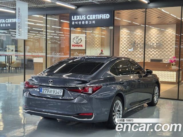 Lexus ES300h 7세대 Executive, 2026 2