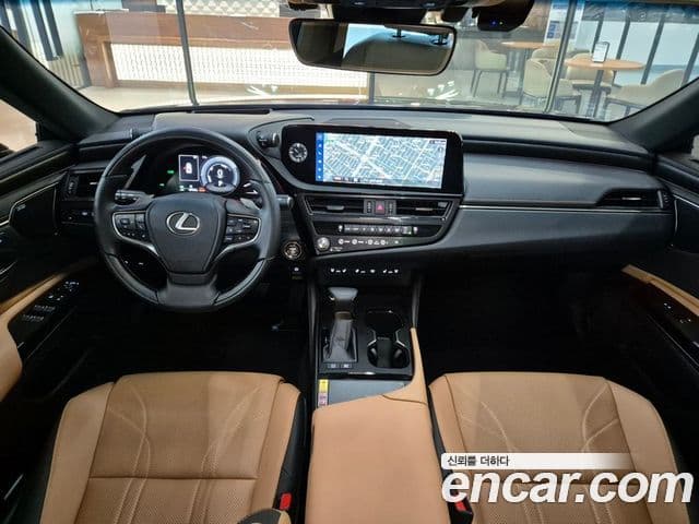 Lexus ES300h 7세대 Executive, 2026 16