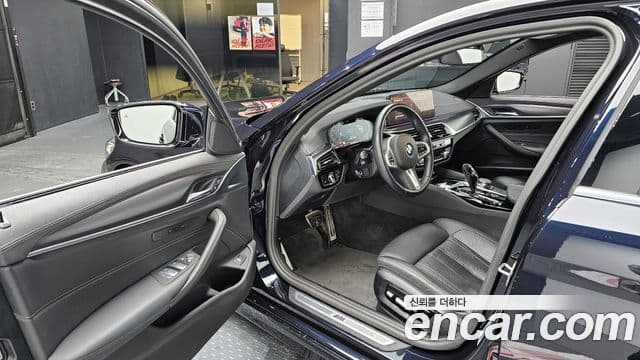 BMW 5시리즈 (G30) 520i M Sport, 2023 10