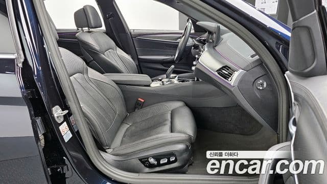 BMW 5시리즈 (G30) 520i M Sport, 2023 11