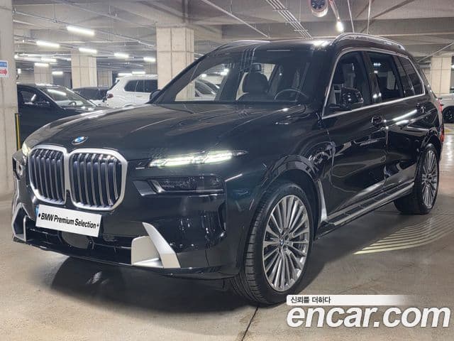 BMW X7 (G07) xDrive 40i Design Pure Excellence 6인승, 2025 1