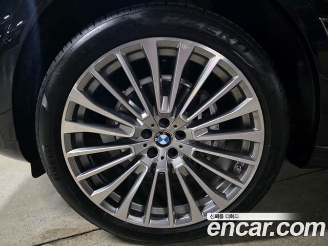 BMW X7 (G07) xDrive 40i Design Pure Excellence 6인승, 2025 все фото