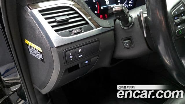 Genesis G80 Luxury, 2017 18