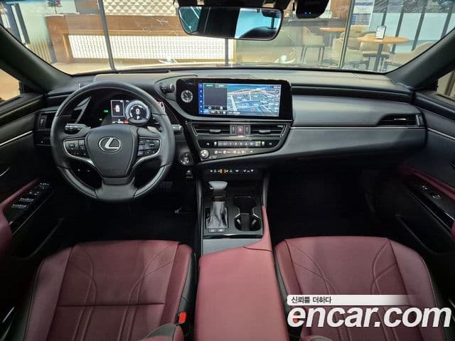 Lexus ES300h 7세대 Luxury Plus, 2026 16