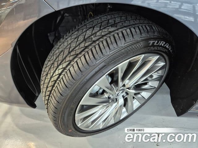 Lexus ES300h 7세대 Luxury Plus, 2026 18