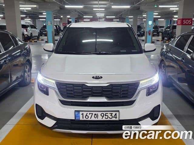 Kia Seltos Trendy, 2022 1