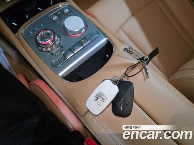 Genesis G90 (RS4) бензин 3.5 турбо AWD, 2023 11