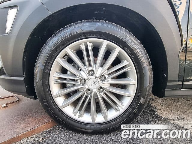 Hyundai Kona Premium, 2020 19