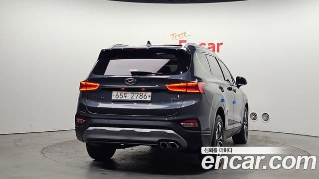 Hyundai Santa Fe TM Exclusive, 2019 4