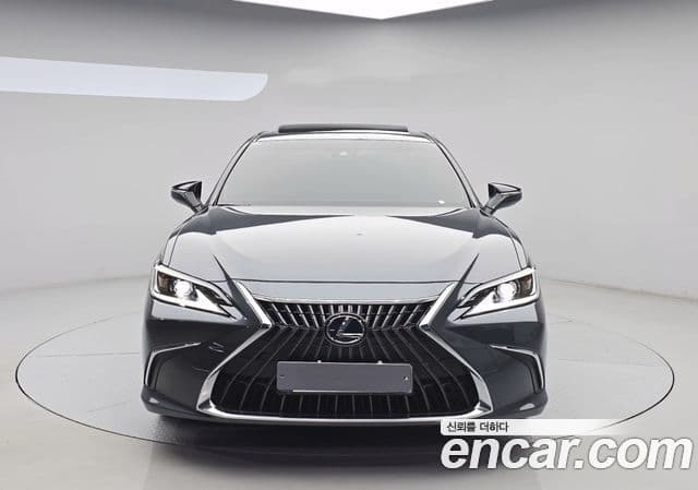 Lexus ES300h 7세대 Luxury Plus, 2023 3