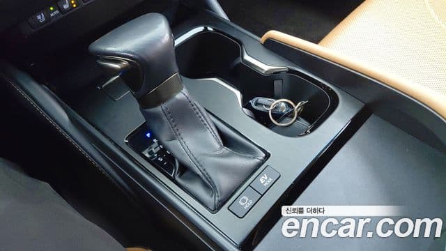 Lexus ES300h 7세대 Luxury Plus, 2023 9