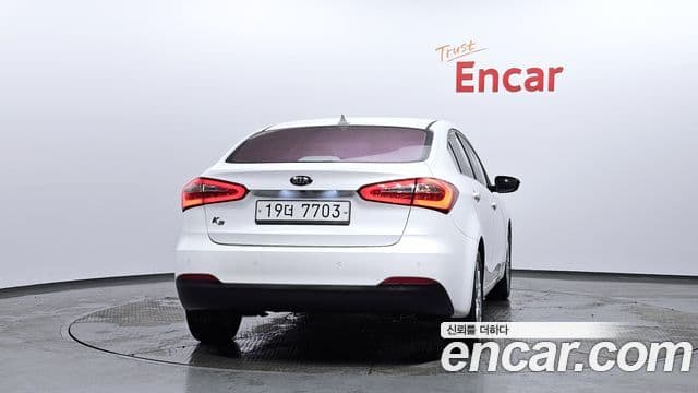 Kia K3 Luxury, 2015 4