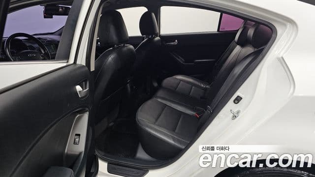 Kia K3 Luxury, 2015 11