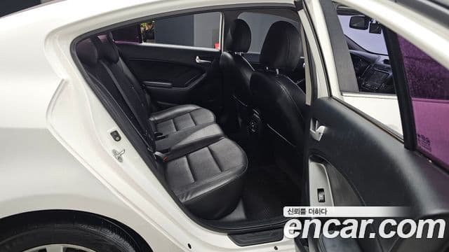 Kia K3 Luxury, 2015 12