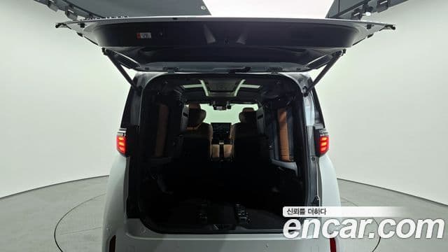 Toyota Alphard 4세대 2.5 HEV Executive AWD, 2024 20