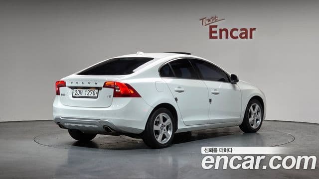 Volvo S60 2세대, 2011 2